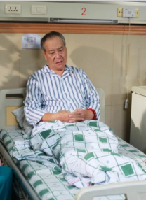 免费美女黄频网站